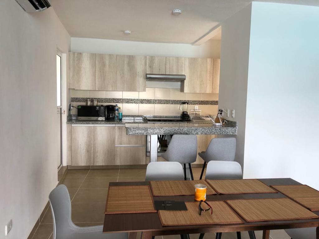 Departamento De Lujo 3 Recamaras En Exclente Ubicacion Apartamento Cancún Exterior foto